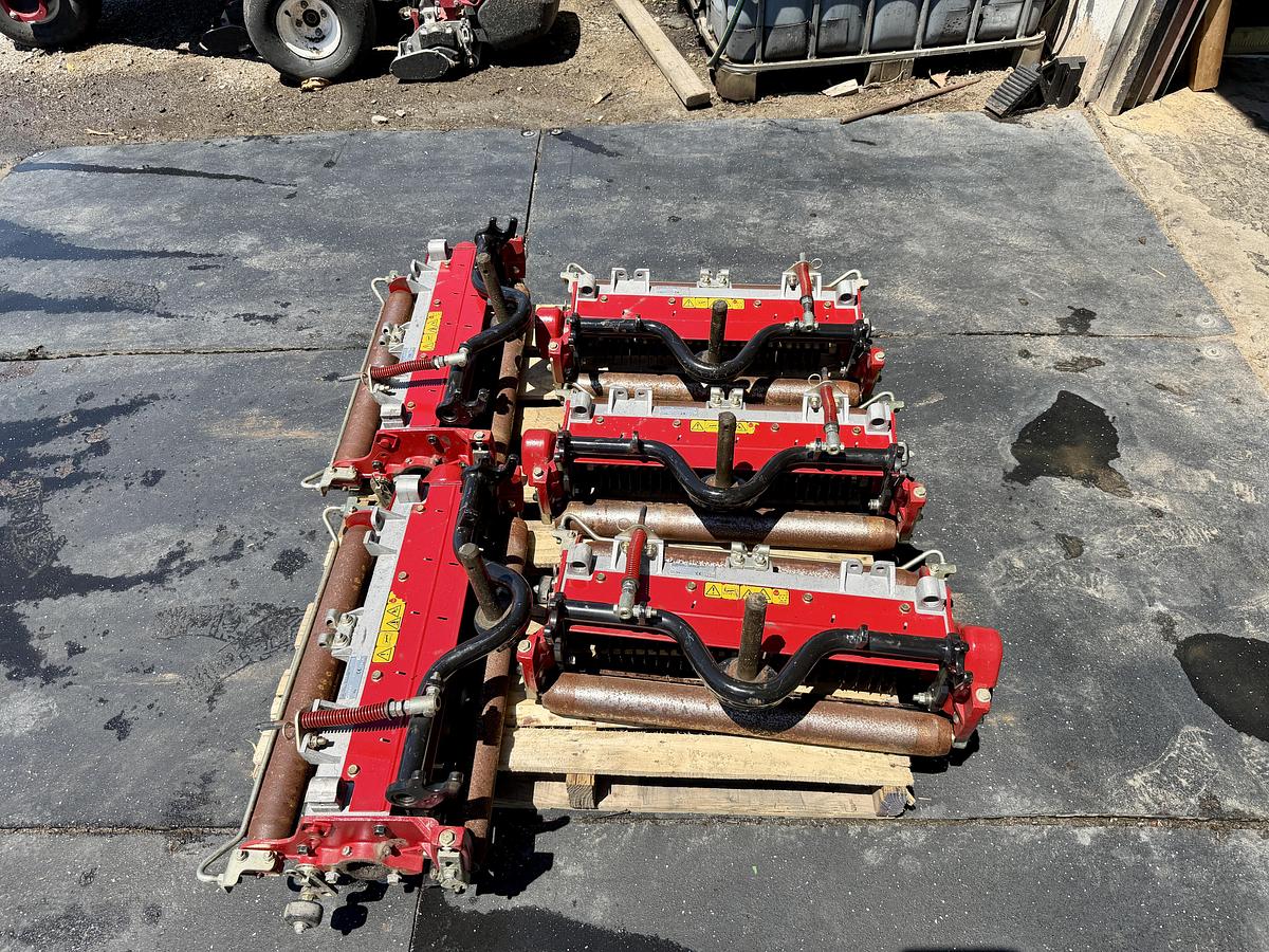 Used 2010 Toro 03664 Verticut Reels