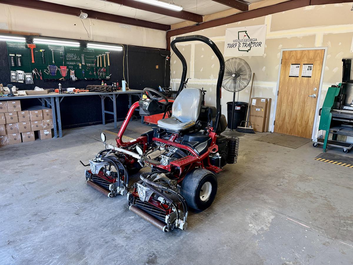 Used 2012 Toro Greensmaster Triflex 3300