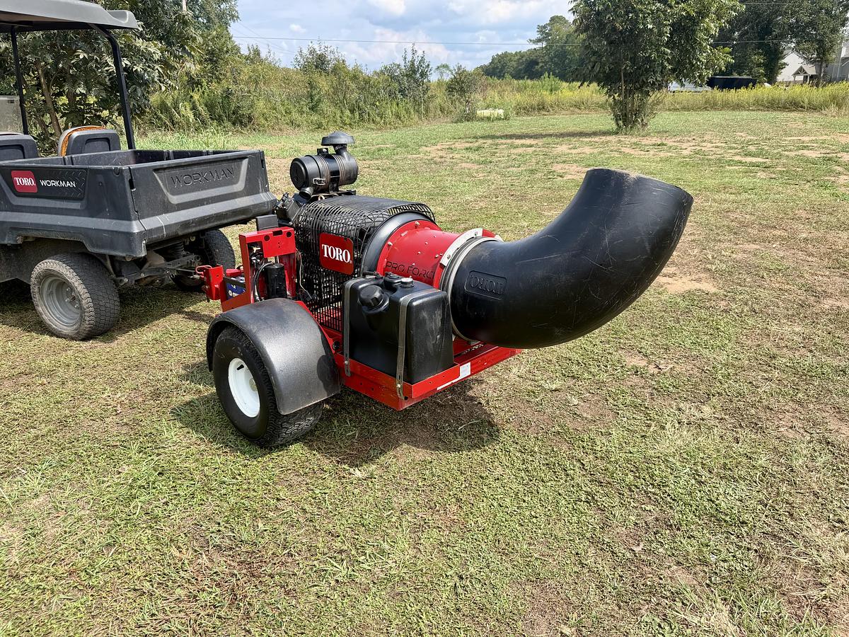 Used 2014 Toro Proforce Debris Blower