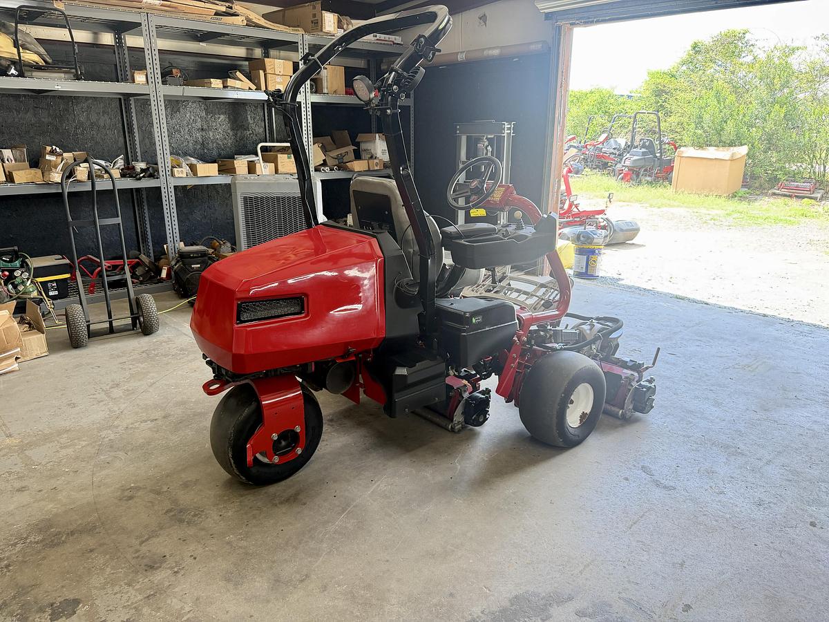 Used 2021 Toro Greensmaster eTriflex 3360