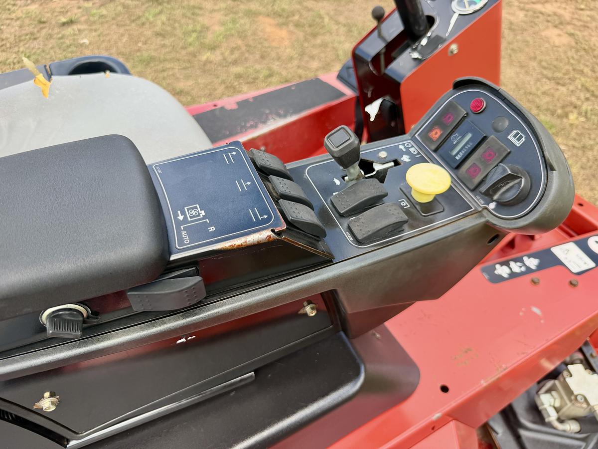Used 2014 Toro Groundsmaster 4000-D