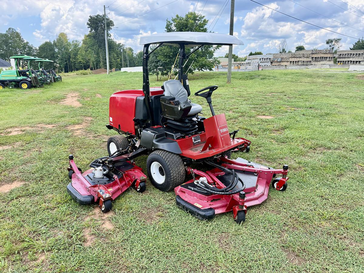 Used 2016 Toro Groundsmaster 4000-D