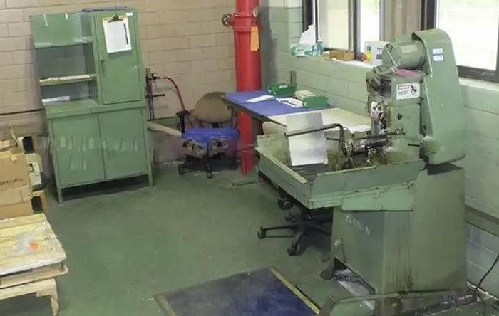 Used SUNNEN MBB-1600 Honing Machine W/ Sunnen Cabinet & Tooling