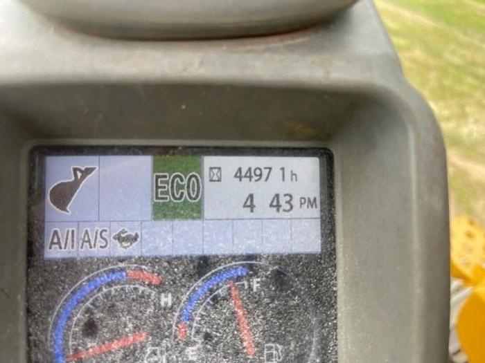 Used 2014 John Deere 135G/ with Hyd Thumb