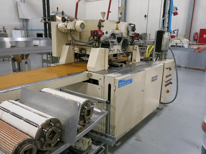 Used CANDY MASS CENTRE EXTRUSION / FORMING EQUIPMENT