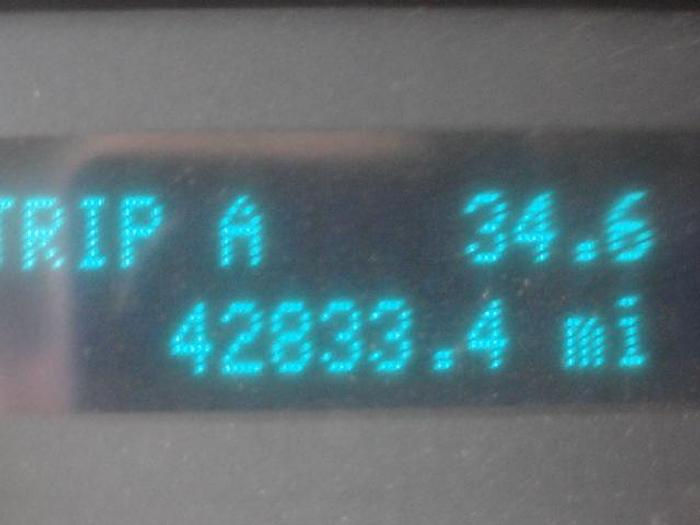 Used 2011 versalift V0270E