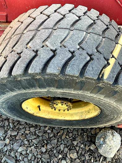 Used 2004 New Holland 1095 Bale Wagon ** Excellent Condition **