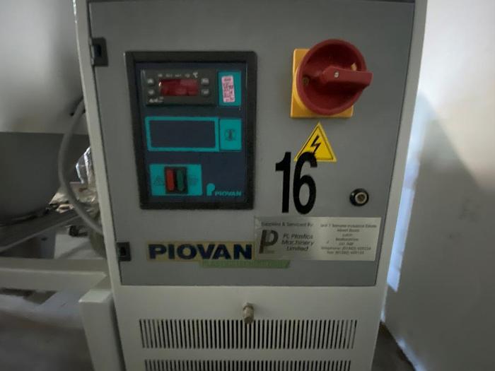 Used 2000 Piovan DS406 Desiccant Dryer System