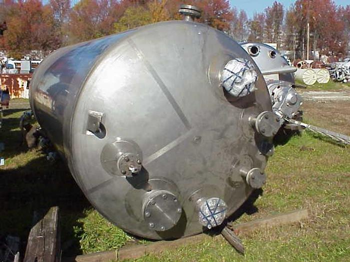 Used 2,000 GALLON MUELLER VACUUM VESSEL - S/S - JACKETED 