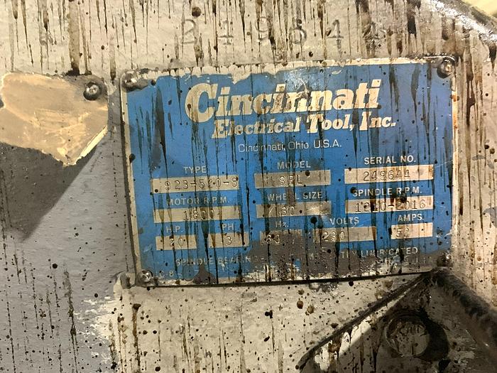 Used CINCINNATI 923-520-8 SPL GRINDER (On Hold)