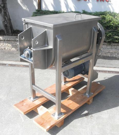 Used Mixer, Ribbon, 5 CF, 304 S/st, 3 HP, New, Std,Mixer, Ribbon, 5 CF, 304 S/st, 3 HP, New, Std, #S741896