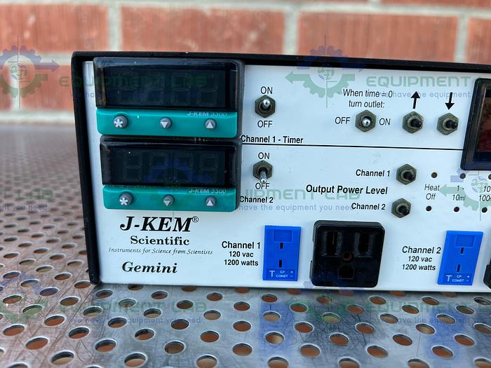  for parts or not working J-Kem Scientific  Gemini Dual Temperature Controller 1800 Watts, 120 Vac