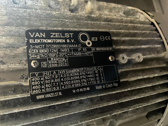 Gebruikt 2011 FAM Snijmachine/ snijder/ gevogelte & vlees, type: YURAN