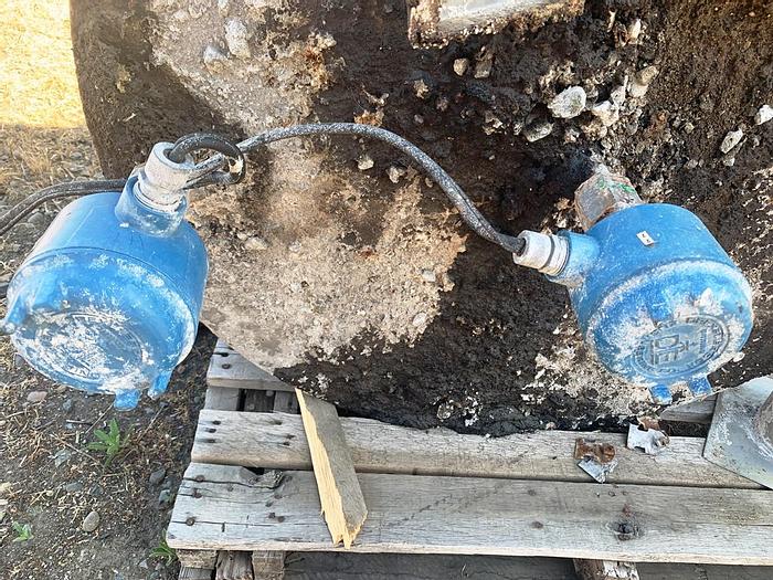 Used Tank, 65 Gallon, S/st, FT/DB, 28" x 24" #S743951