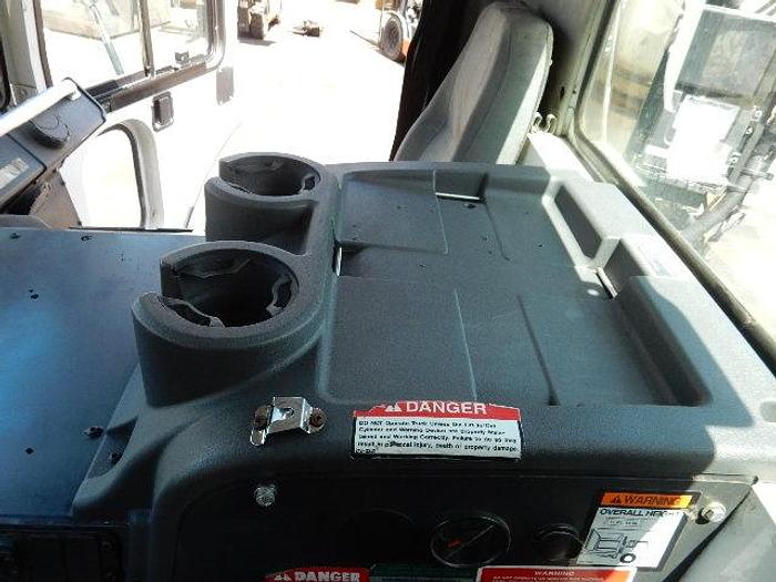 Used 2008 Mack MRU613