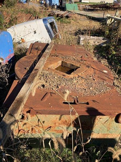 Used Skytop Brewster 20 X 44 Rotary TableIdeco 20" X 54" Rotary Table