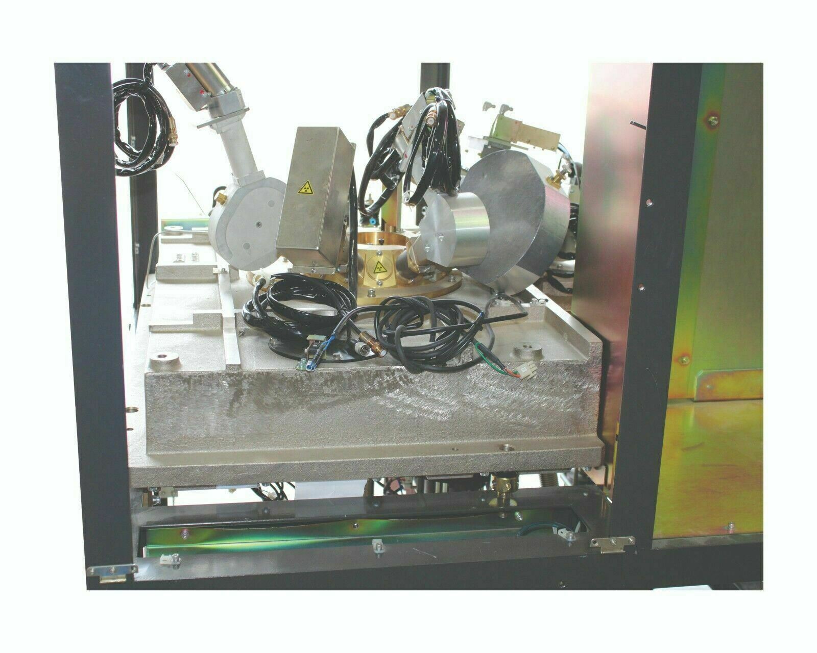 Used Rigaku X310 WAVELENGH DISPERSIVE X-RAY FLOURESCENCE- PARTS ONLY