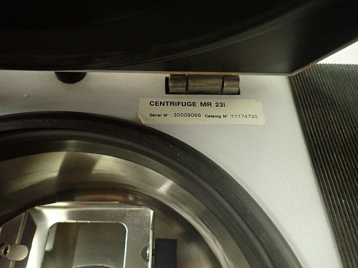 Used Jouan MR 23i Refrigerated Centrifuge with MTM 6.4 Swinging Bucket Rotor