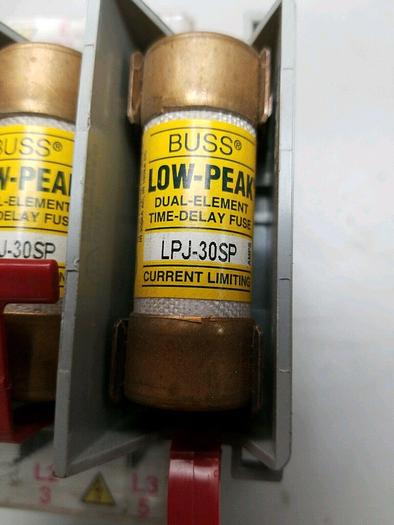 Used Allen-Bradley Safety Disconnect Switch 194R-NJ030P3 SerB , 194RF-NJ030* Ser A