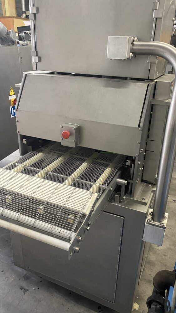 Used Formax F19 forming machine