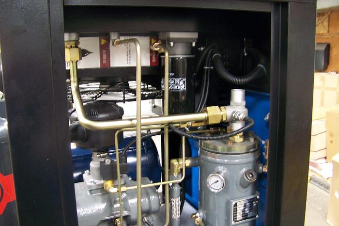 MAC-7B 7.5 hp.Industrial Rotary Screw Air Compressor 12 Year Warranty !!