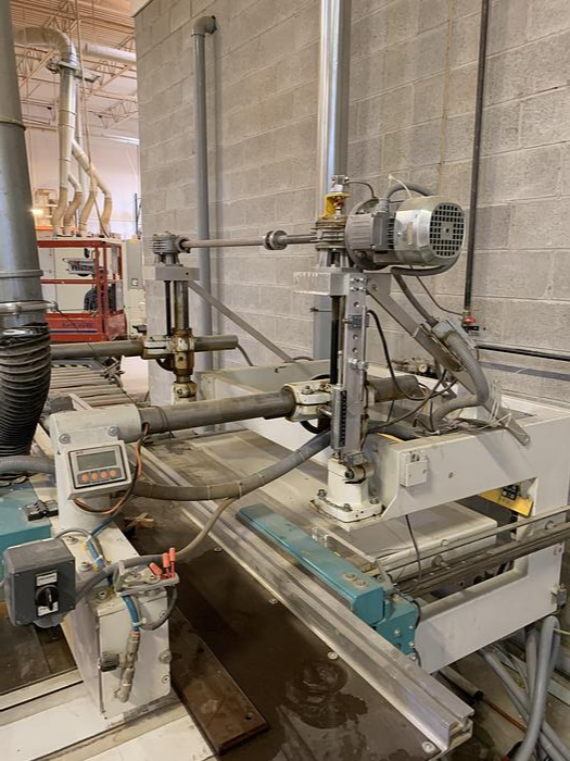 Used 2002 Nardello SC 1800 S P Straight Line Rip Saw (w/ Return Con...