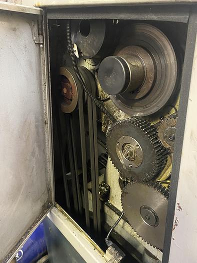 Used XYZ CR 1550 Manual Lathe