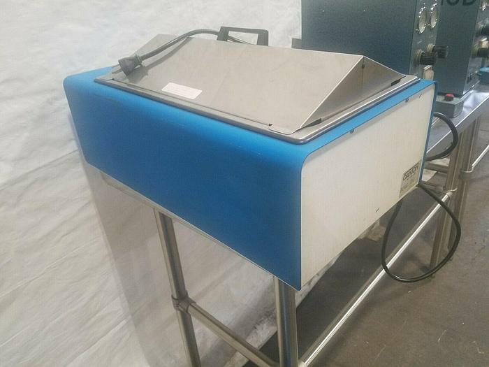 Used Oakton Stable Temp Water Bath Model 12501 20 Laboratory Control Bath