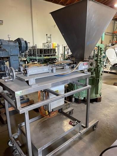Used Geyer Double Piston Filler