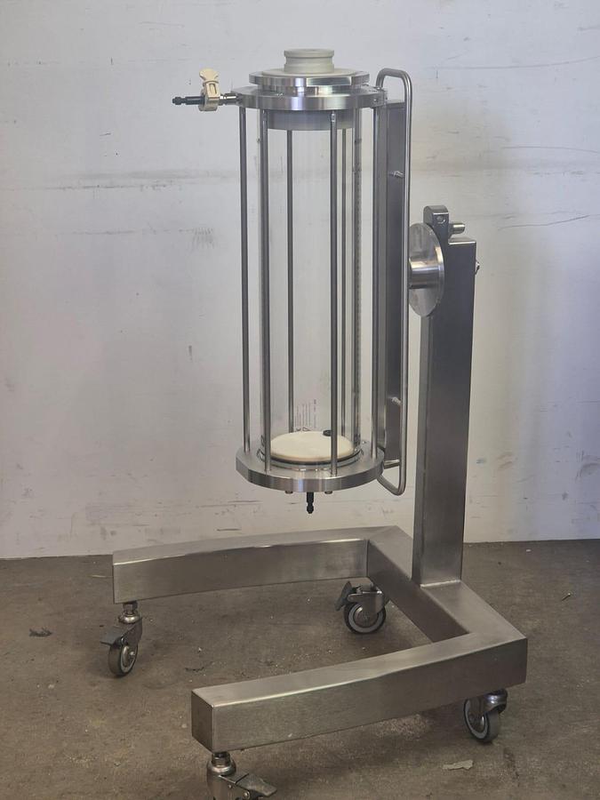 Used Axichrom 140/300 chromatography column