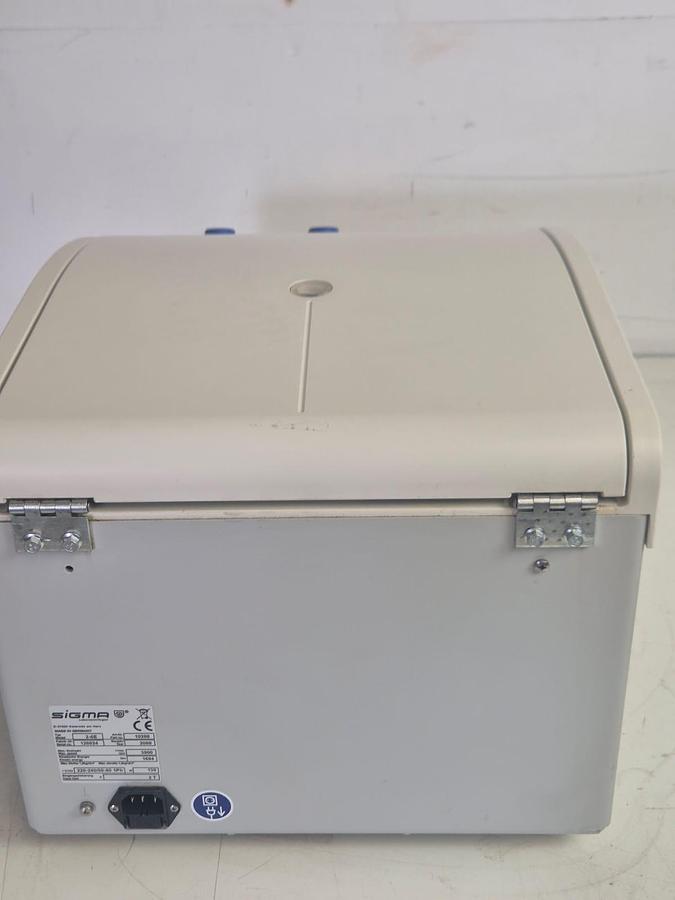 Used Sigma 2-6E 10208 Centrifuge