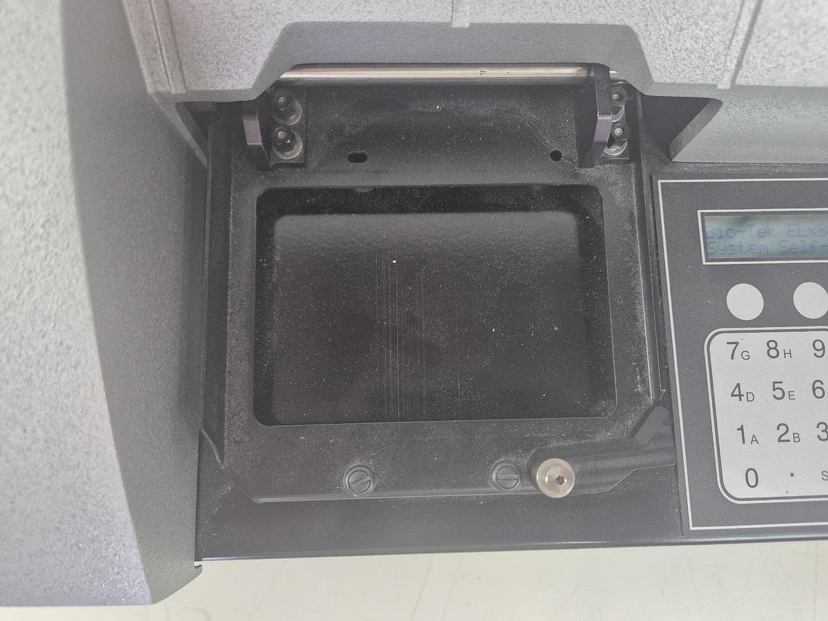 Used Biotek ELx800 Microplate Reader