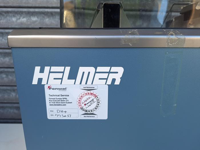 Used Helmer QuickThaw DH4 Plasma Thawing System