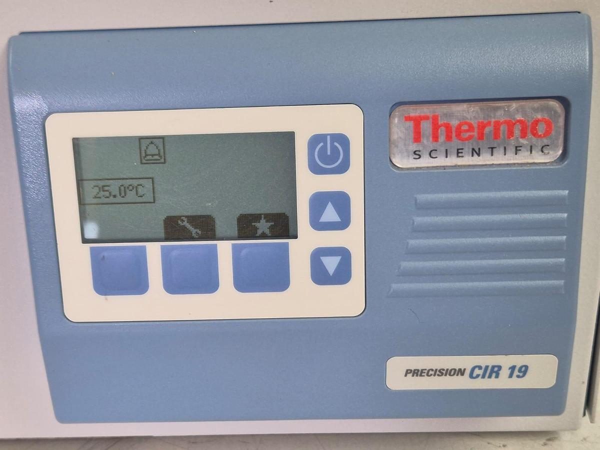 Used Thermo Scientific CIR19 Circulating Bath
