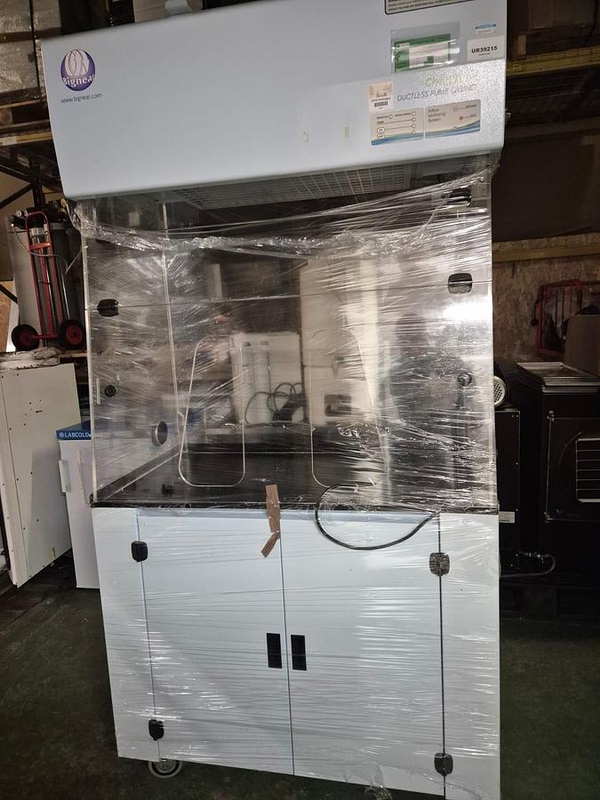 Used Bigneat Chemcap Ductless Fume Cabinet