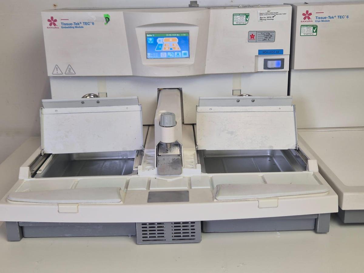 Used Sakura Tissue-Tek TEC 6 Embedding Console System