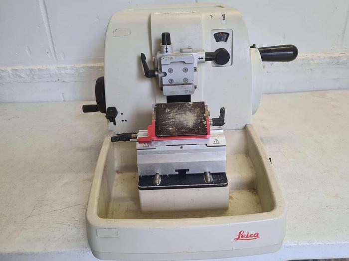 Used Leica RM2235 Manual Microtome for Sale in WaltonontheNaze,