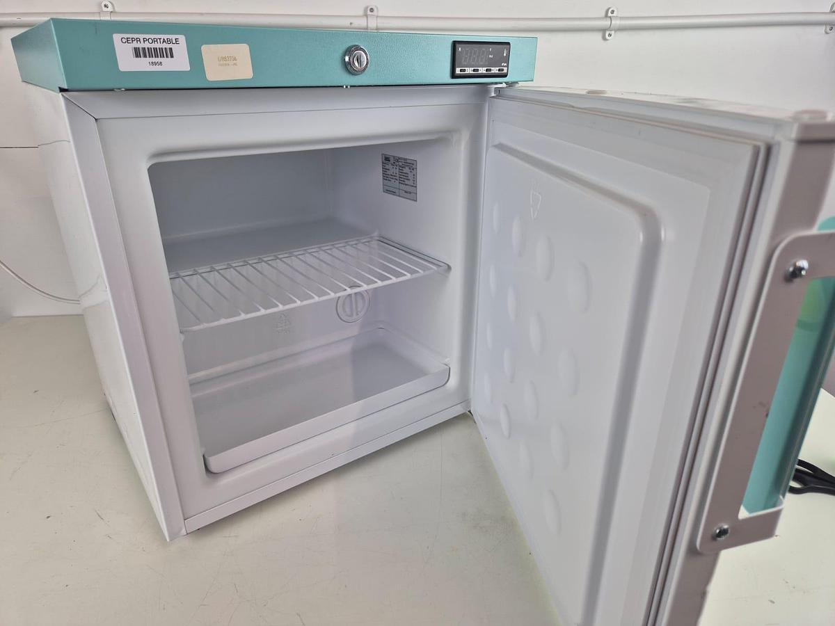 Used Lec Medical ISU27C Refrigerator