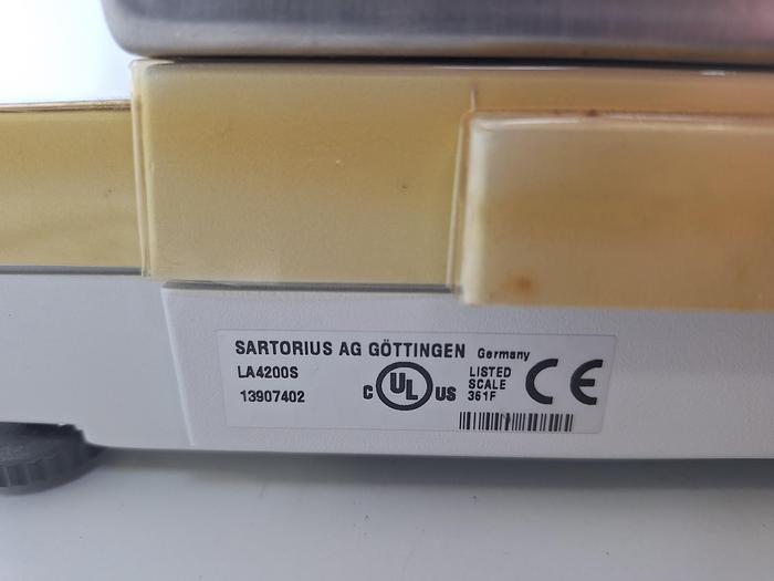 Used Sartorius LA4200S Balance