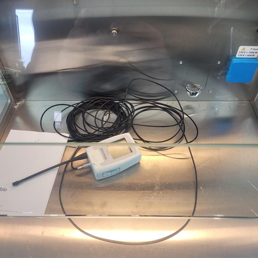 Used Grant Bio UV cabinet PCR UVC/T-M-AR UV with temp tester