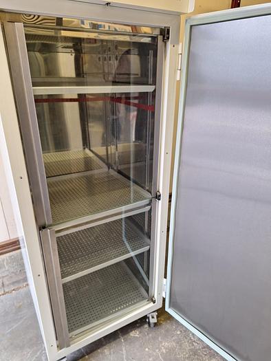 Used LEEC P3 Incubator