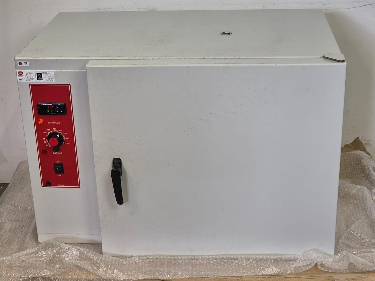 Used Genlab OV100SSFDIG General Oven