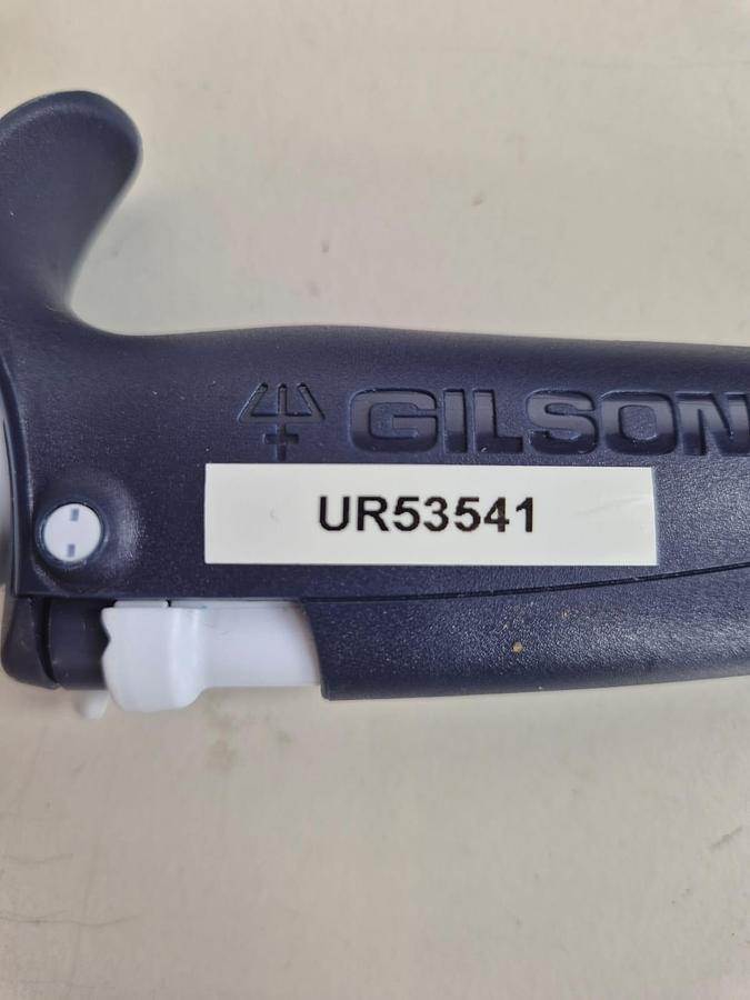 Used Pipetman Gilson ul p20 2-20 Pipette. Colour code light yelllow