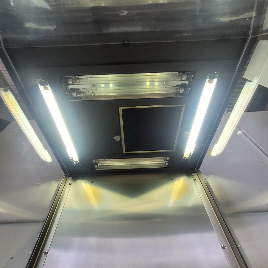 Used UVP UV3 Hepa PCR Cabinet