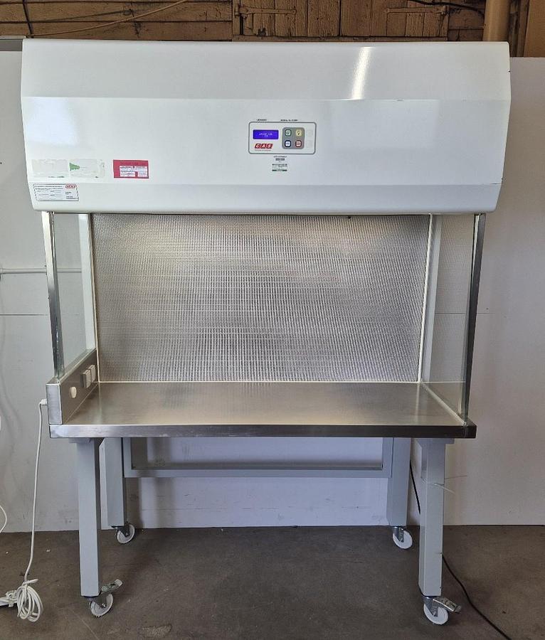 Used CAS Laminar Flow CA9 Cabinet