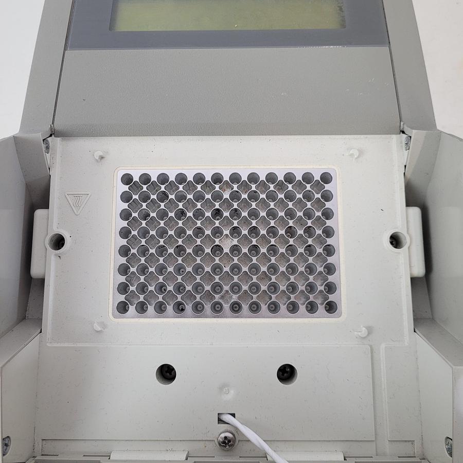 Used 2009 Applied Biosystems 2720 Thermal Cycler