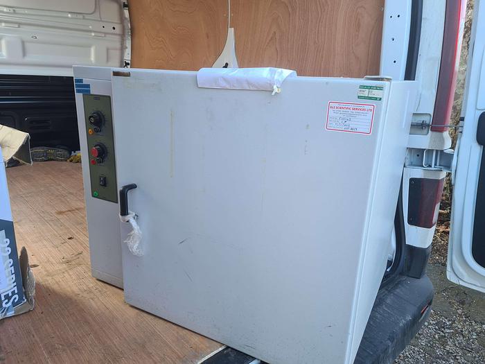 Used Genlab INC/150/SS Incubator