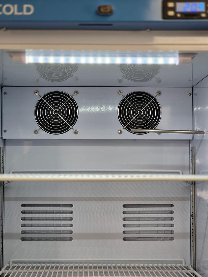 Used LABCOLD RLDF1510 Climatic Class 4 Refrigerator