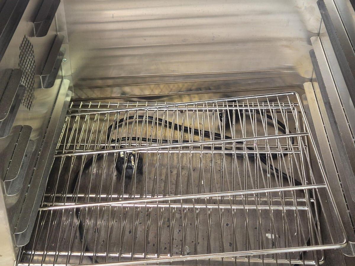 Used Genlab OV100SSFDIG General Oven
