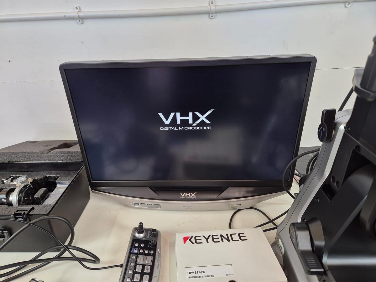 Used Keyence VHX‑700 digital microscope system